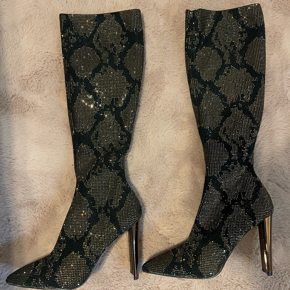 Aldo shimmering shining Boots! 🔥